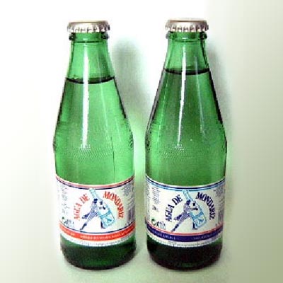 Agua Mineral Mondariz, botellin cristal de 25 cl